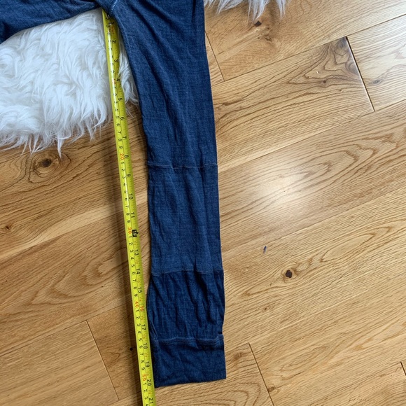 Holt Renfrew women long sleeve top size 4 - Picture 6 of 7